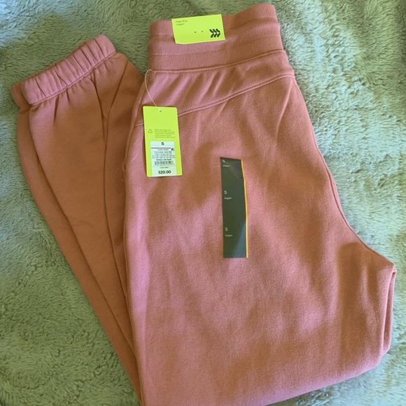 All in Motion Joggers - Picture 4 of 6